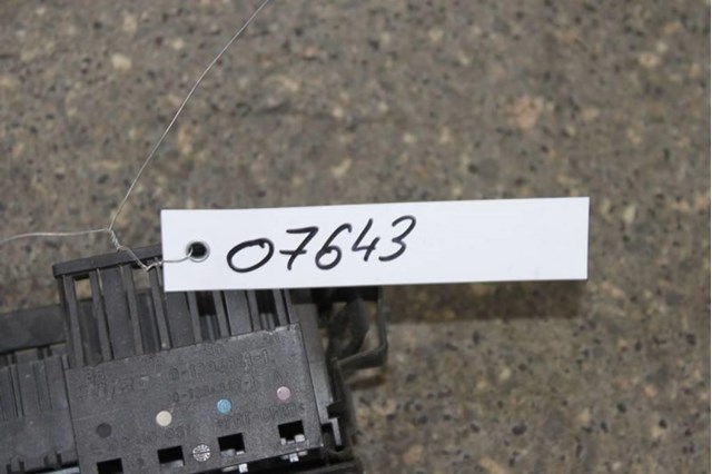 2115452301 MERCEDES Блок предохранителей купить в Ирпень