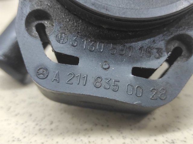 MERCEDES 2118350028 Помпа водяная (насос) охлаждения, дополнительный электрический в наличии Киев