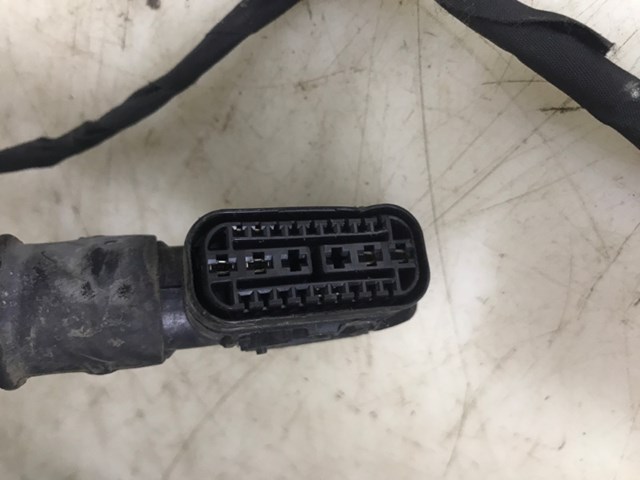 2125407205 MERCEDES купить в Харьков