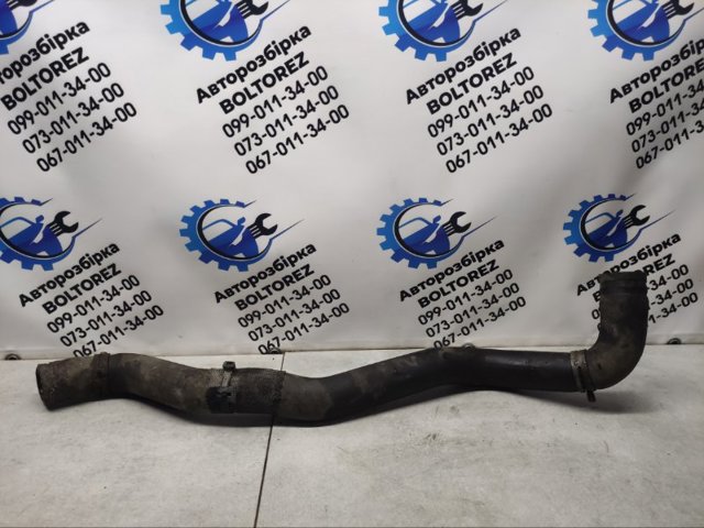 Нижний патрубок радиатора 21503EB300 NISSAN
