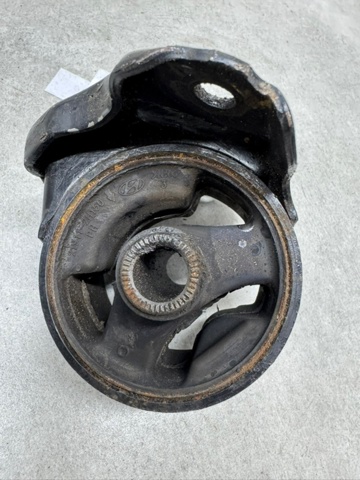219102H050 HYUNDAI Передняя опора двигателя купить в Ирпень