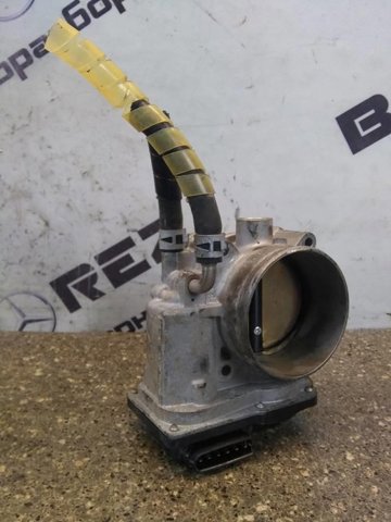 Заслонка воздушная 2203031030 TOYOTA