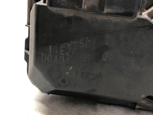 Дроссельная заслонка в сборе Toyota Land Cruiser 100