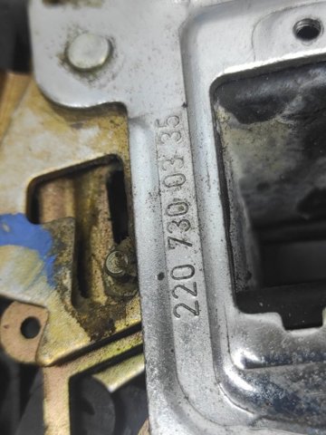 2207300335 MERCEDES Замок двери задней левой купить в Николаев