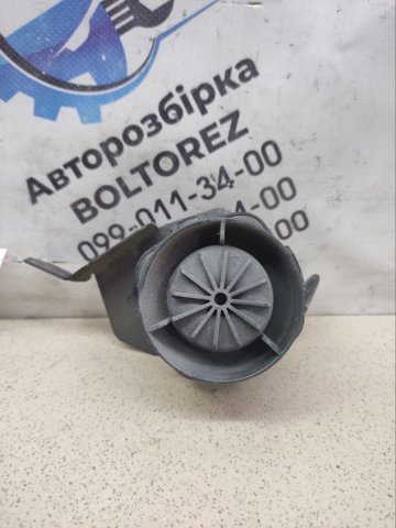 MERCEDES 2218208526 в наличии Украина