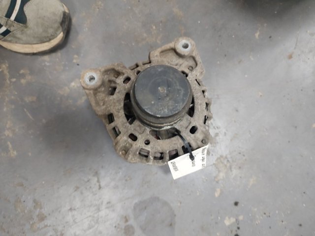 Генератор 231008386R RENAULT