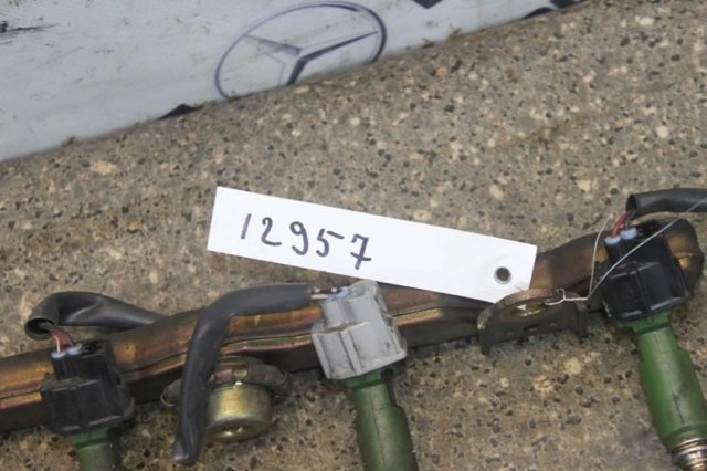 2325022040 TOYOTA Форсунка впрыска топлива купить в Полтава