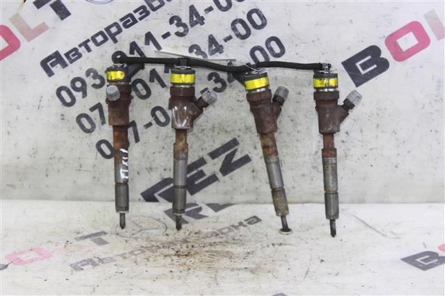 Форсунка инжектора 236700N020 TOYOTA
