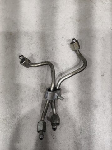 TOYOTA 2370126040 Трубка топливная форсунки 1-го цилиндра в наличии Запорожье