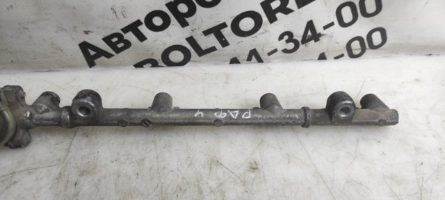 TOYOTA 2381428030 Распределитель топлива (рампа) в наличии Киев