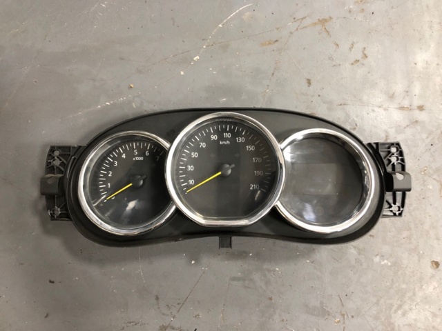 248109188R RENAULT Приборная доска (щиток приборов) купить в Полтава