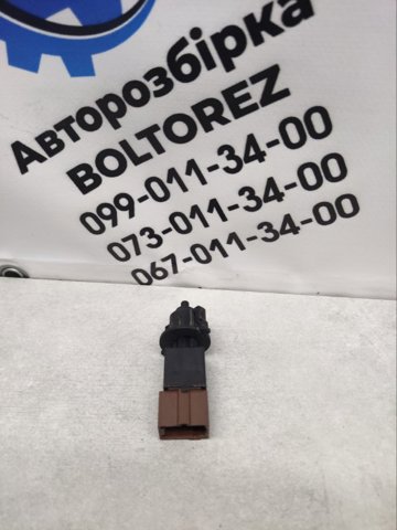 25300AT300 Датчик включения стопсигнала купить Ровно
