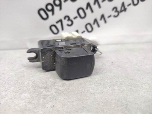 25411AX600 Кнопка включения мотора стеклоподъемника задняя купить Чернигов