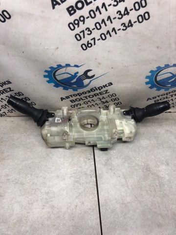Переключатель подрулевой 255670017R RENAULT