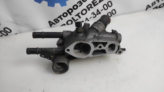 HYUNDAI 2562025002 Корпус термостата в наличии Чернигов