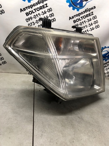 NISSAN 26010EB380 Правая фара в наличии Ровно