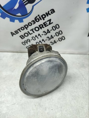Туманка правая 261508J025 NISSAN