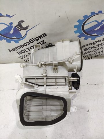 272009H600 NISSAN Корпус печки в сборе купить в Украина