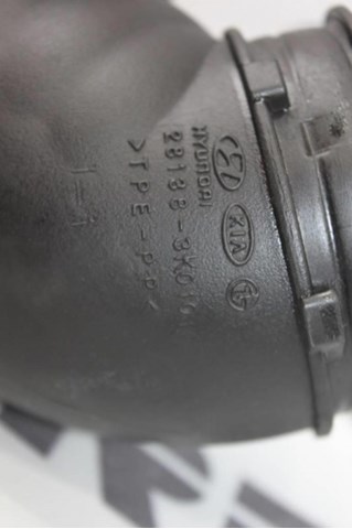 HYUNDAI 281383K010 Патрубок воздушный, выход воздушного фильтра в наличии Черновцы