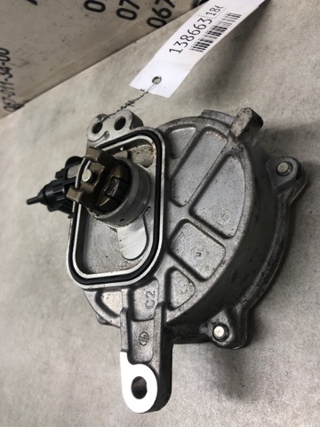 TOYOTA 29300F0012 Вакуумный насос в наличии Днепр