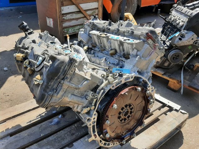 ДВС в сборе 2URFSE TOYOTA