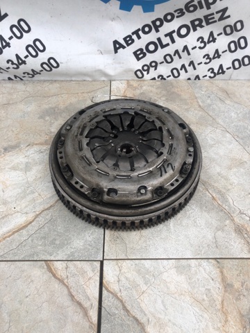 RENAULT 302053931R Комплект сцепления в наличии Одесса