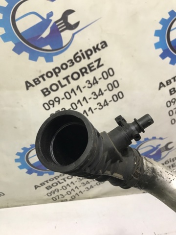 VOLVO 30636854 Выпускной патрубок воздушного фильтра в наличии Каменское