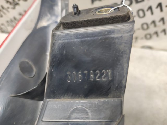 30678221 VOLVO Фонарь задний правый верхний купить в Винница
