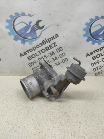Петля двери задней левой 30784905 VOLVO