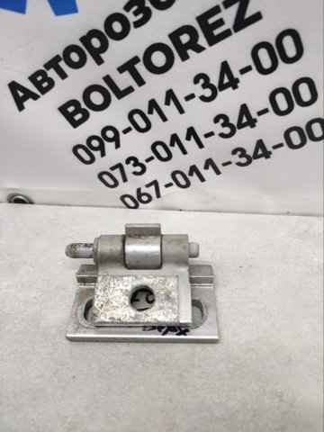 30784908 VOLVO Петля двери передней правой купить в Чернигов