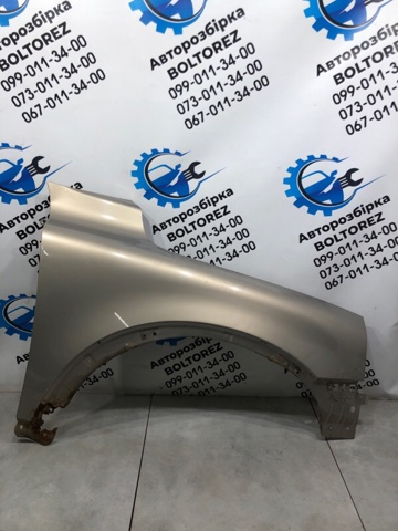VOLVO 30796495 Крыло переднее правое в наличии Полтава