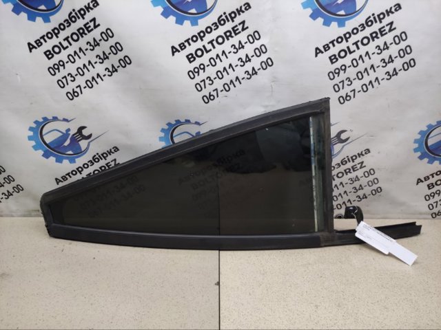 Форточка двери треугольник, задней, левой 30799286 VOLVO