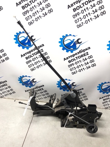 Запор кабины 31253661 VOLVO