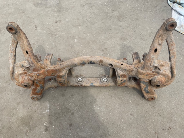 31277892 VOLVO Балка задней подвески (подрамник) купить в Сумы