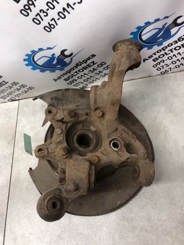 31277992 VOLVO Цапфа задняя правая купить в Кривой Рог