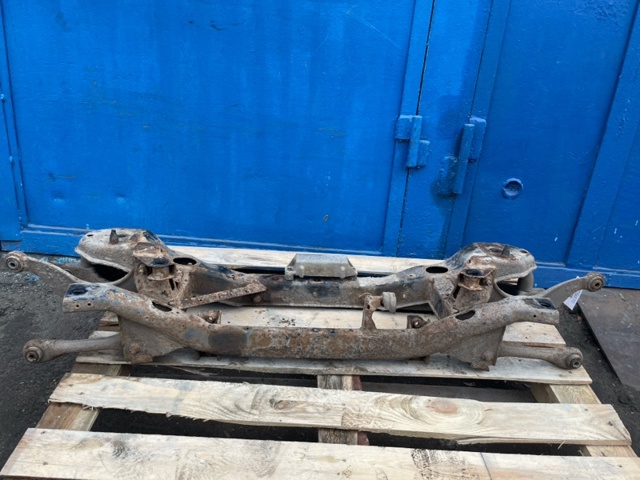 31329285 VOLVO Балка задней подвески (подрамник) купить в Павлоград