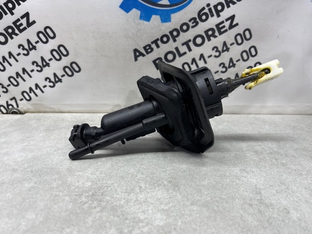 VOLVO 31367403 Цилиндр сцепления главный в наличии Украина
