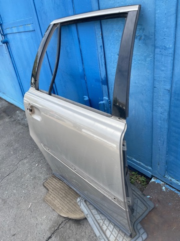 VOLVO 31385359 Дверь задняя правая в наличии Житомир
