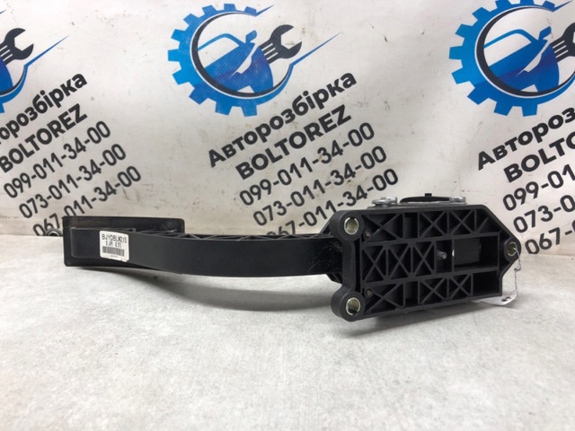 Педали газа 327003E400 HYUNDAI