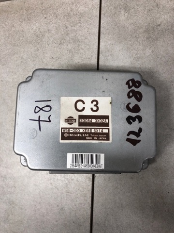 Блок управления раздаточной коробкой 330843X02A NISSAN