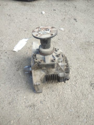 Раздаточная коробка 331008H513 NISSAN