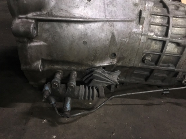 TOYOTA 3310353040 в наличии Украина