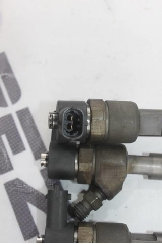 338002A110 HYUNDAI Форсунка впрыска топлива купить в Харьков