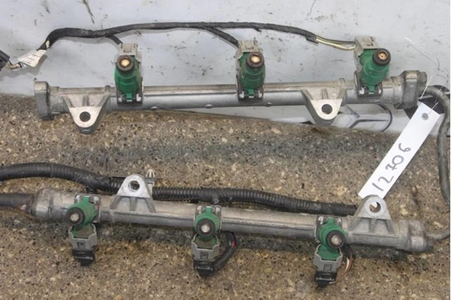 HYUNDAI 3531037150 Форсунка впрыска топлива в наличии Львов