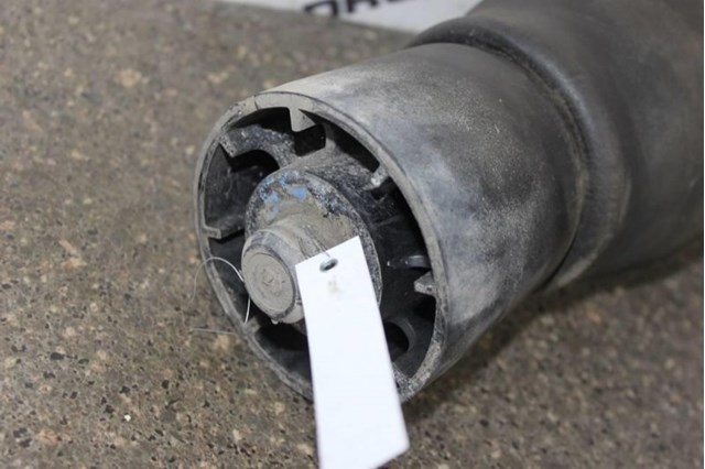 37121095580 BMW Пневмоподушка (пневморессора) моста заднего купить в Каменское