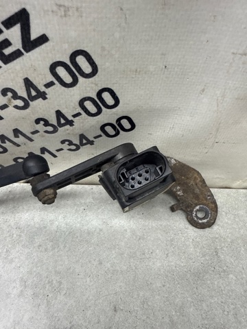 BMW 37146853753 Датчик уровня положения кузова задний в наличии Черкассы
