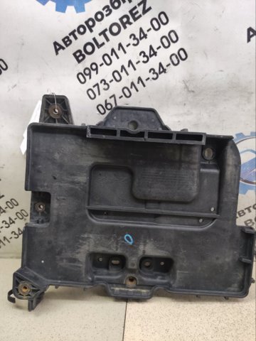Подставка аккумулятора 371503X000 HYUNDAI