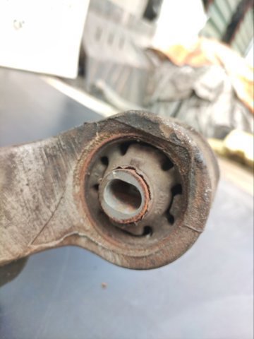 Редуктор переднего моста 38500EA400 NISSAN