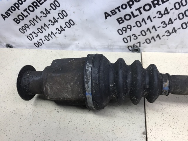 391004165R RENAULT Правая полуось купить в Тернополь