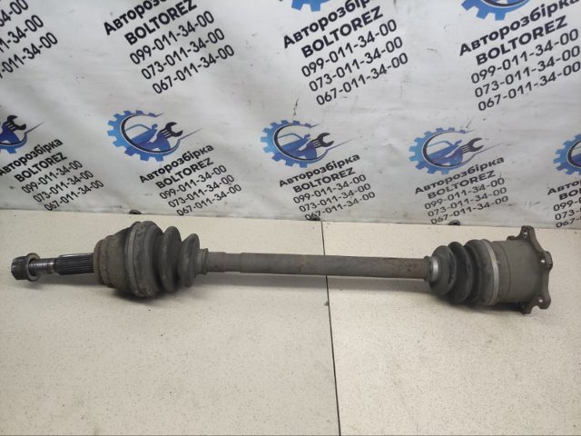 Полуось задняя, правая 39600CG000 NISSAN